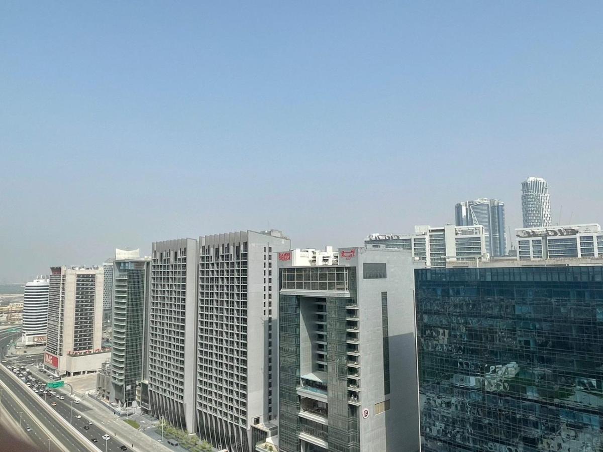 Magnificent - Damac Distinction Downtown Appartement Dubai Buitenkant foto